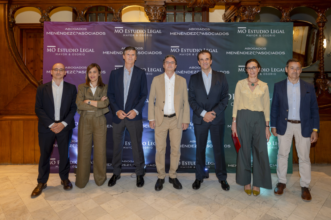 30 aniversario Menéndez & Asociados Abogados