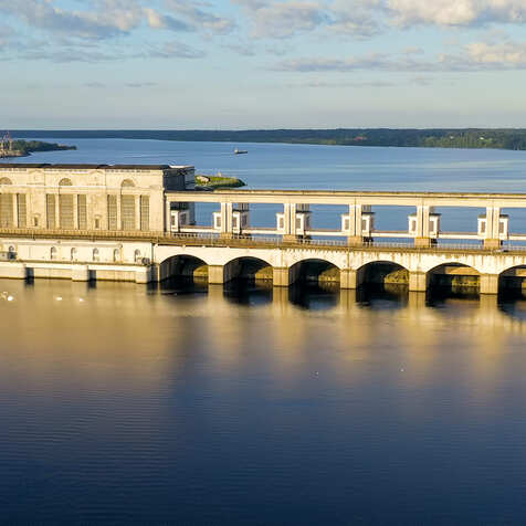 ¿Deben los concesionarios de agua satisfacer el canon hidroeléctrico?